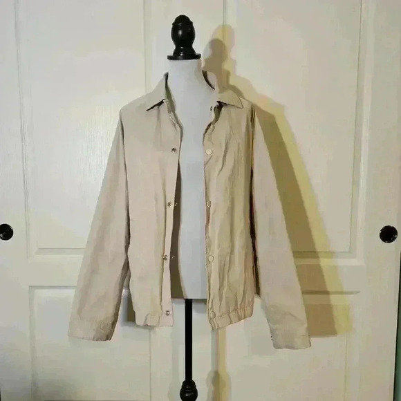 Zara Jackets & Blazers - ZARA Casual Lightweight Jacket - Size 40